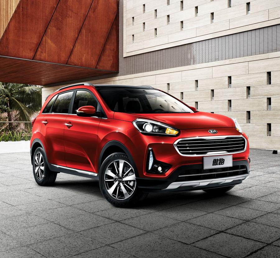 Kia KX3 2016 года  (фото 1 из 18)
